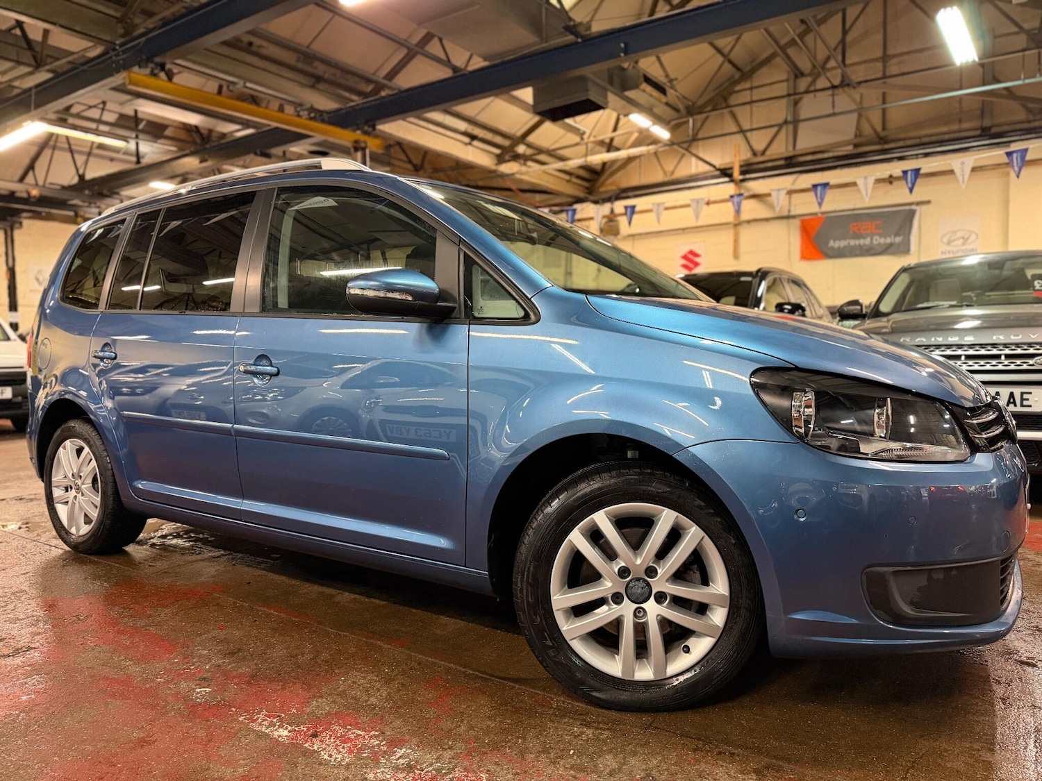 Used Volkswagen Touran 2014 for sale - 76159126: Photo 17