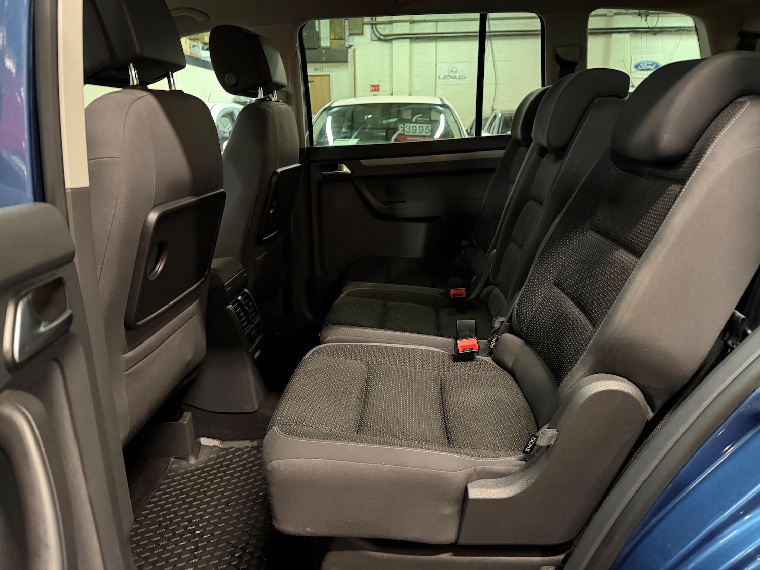 Used Volkswagen Touran 2014 for sale - 76159126: Photo 31