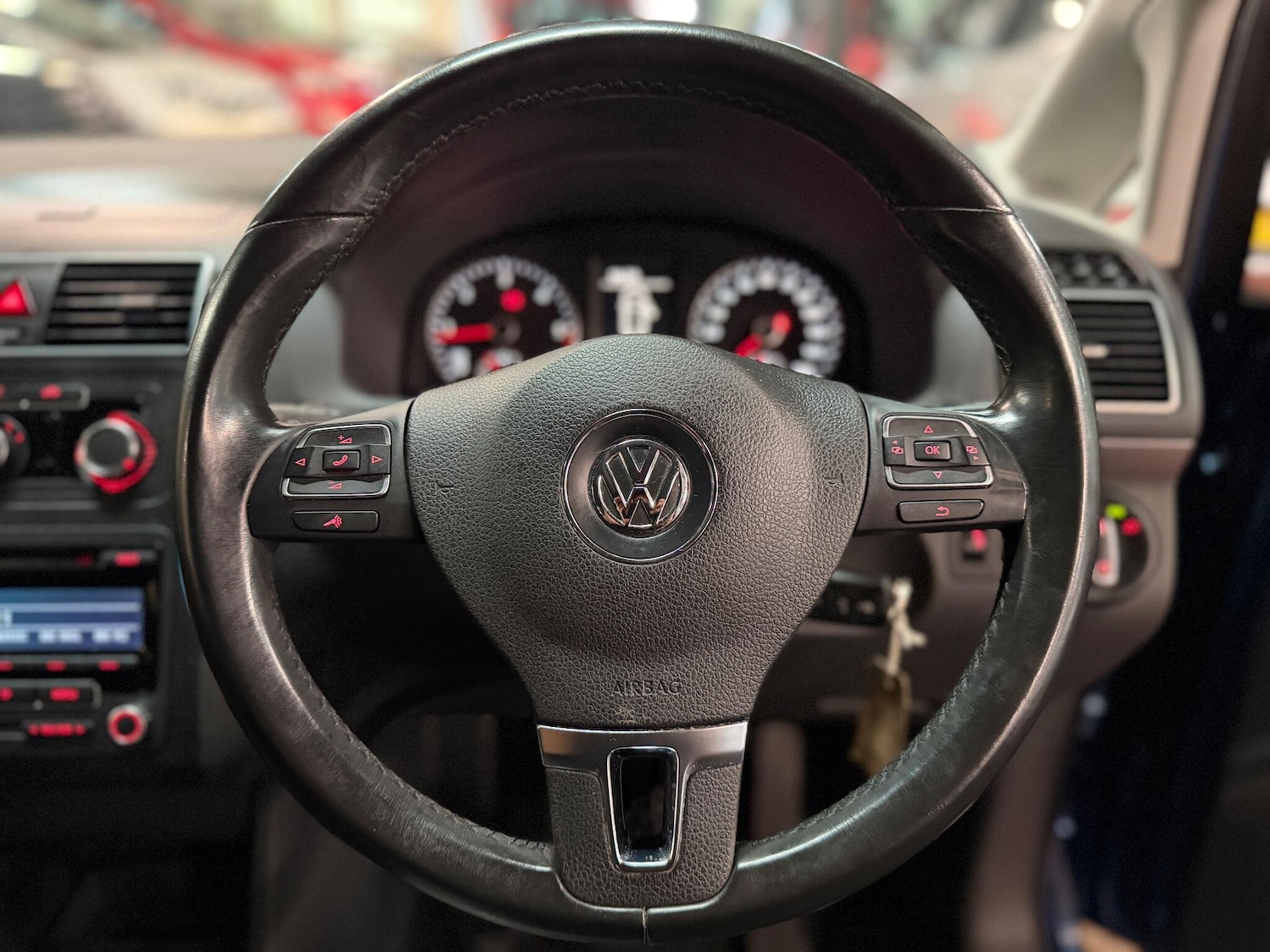 Used Volkswagen Touran 2014 for sale - 76159126: Photo 43