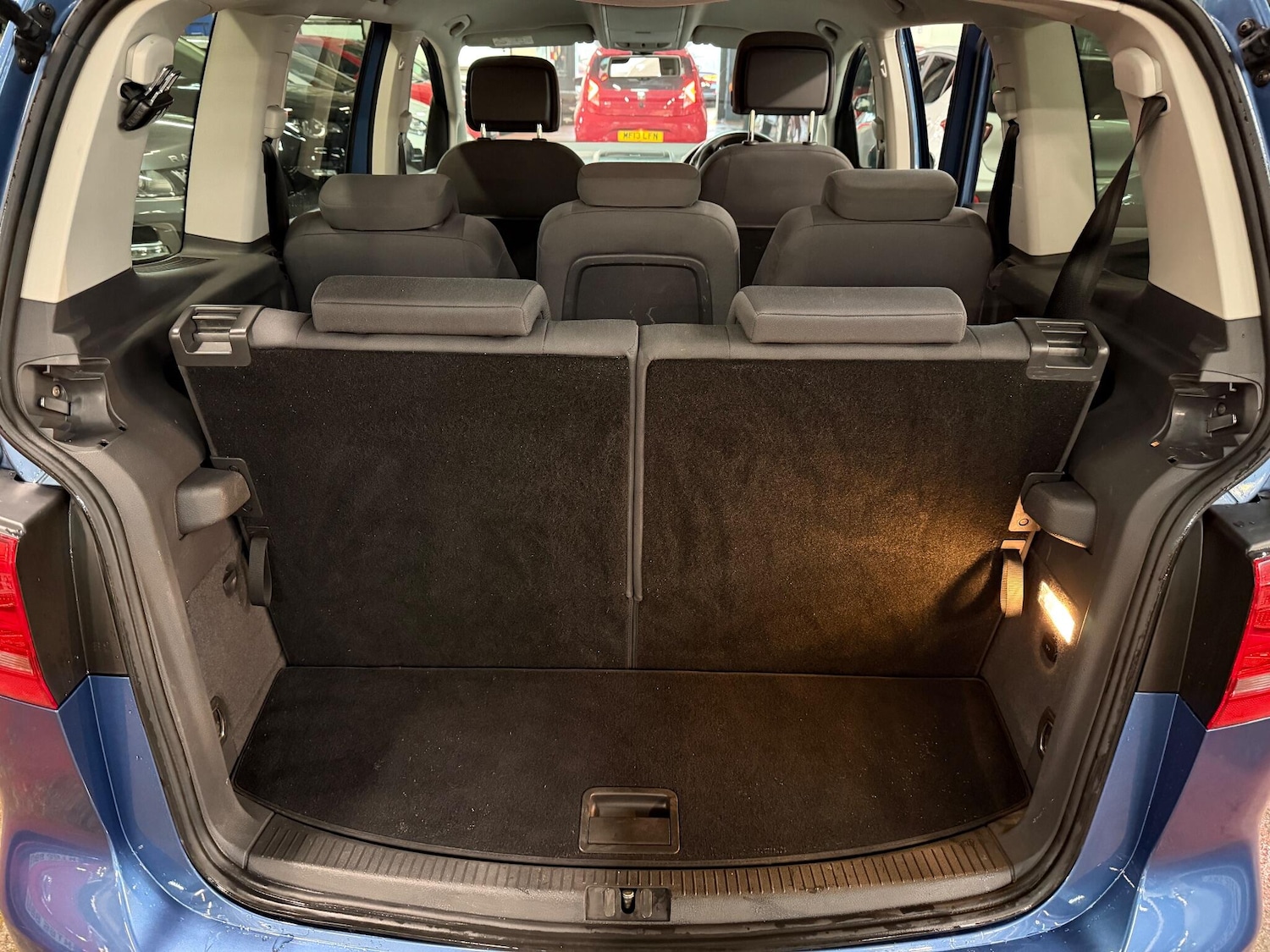 Used Volkswagen Touran 2014 for sale - 76159126: Photo 50