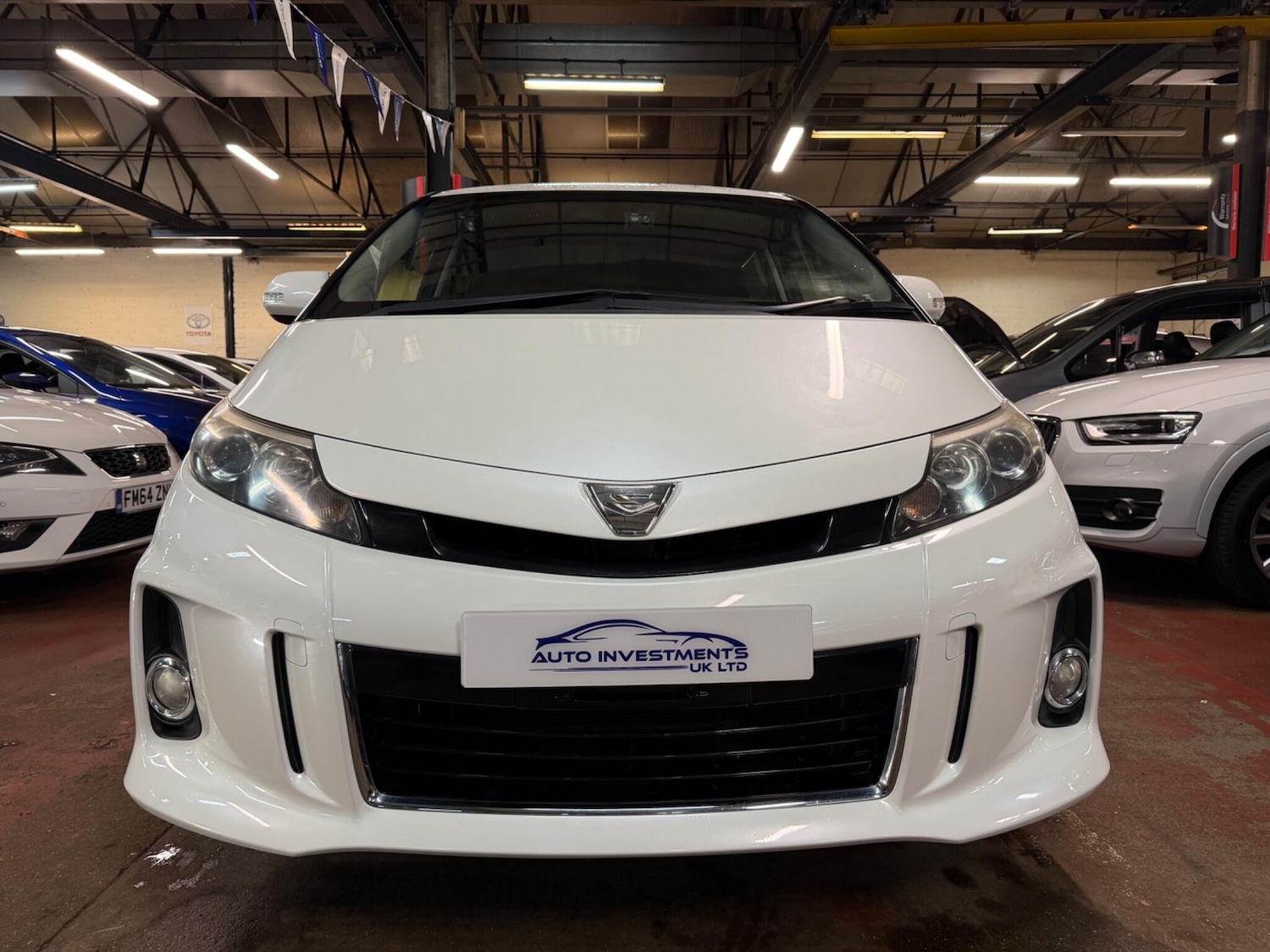 Used Toyota Estima for sale - 77468635: Photo 2