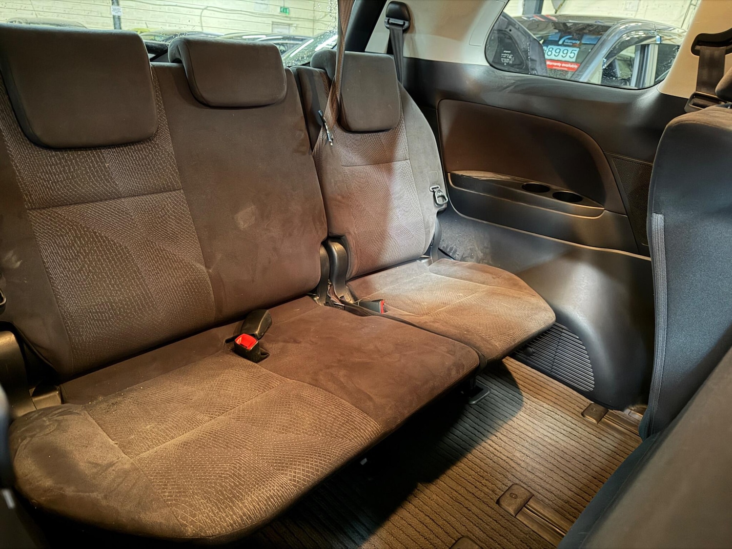 Used Toyota Estima for sale - 77468635: Photo 24