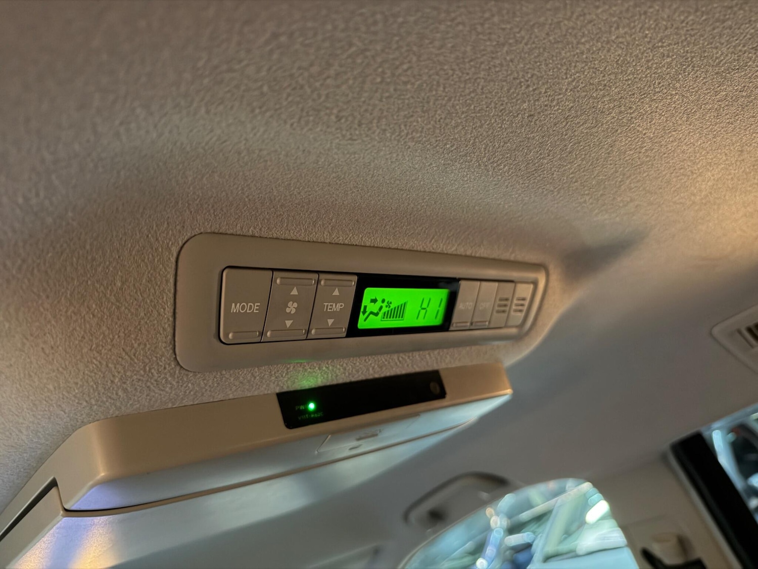 Used Toyota Estima for sale - 77468635: Photo 25