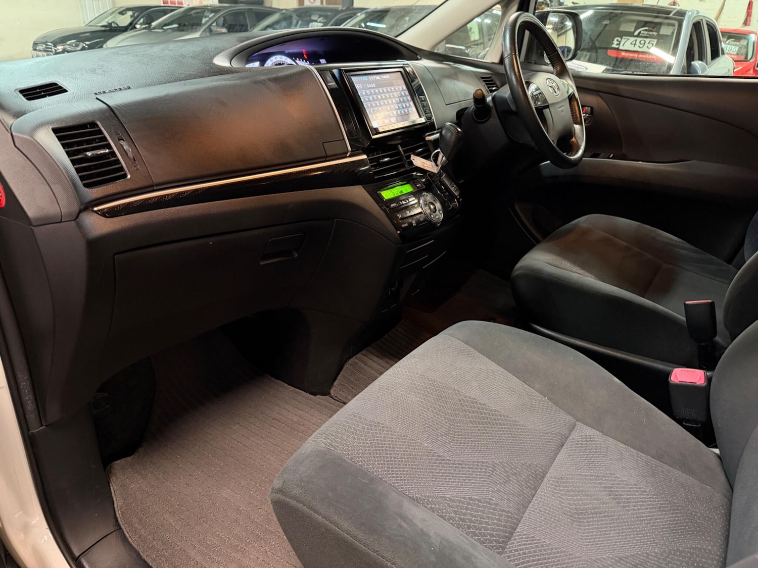 Used Toyota Estima for sale - 77468635: Photo 29