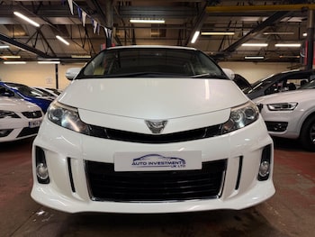 Used Toyota Estima 2015 for sale - 77468635: Photo