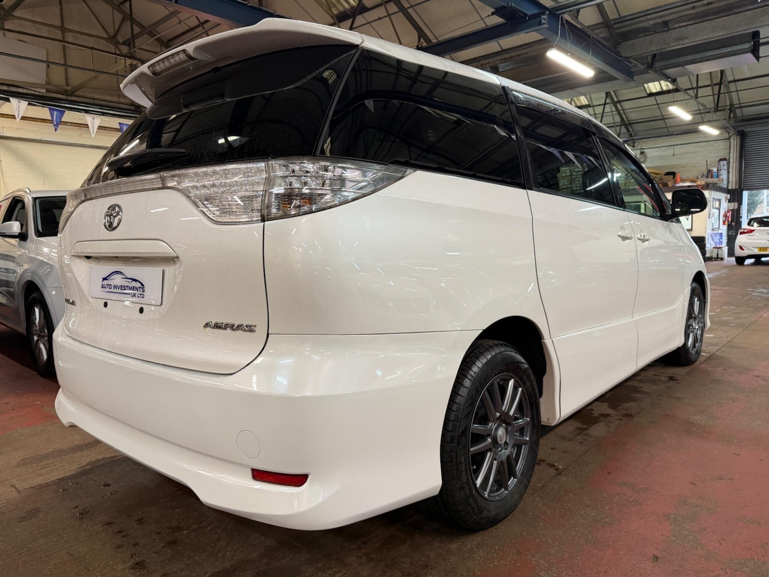 Used Toyota Estima for sale - 77468635: Photo 4