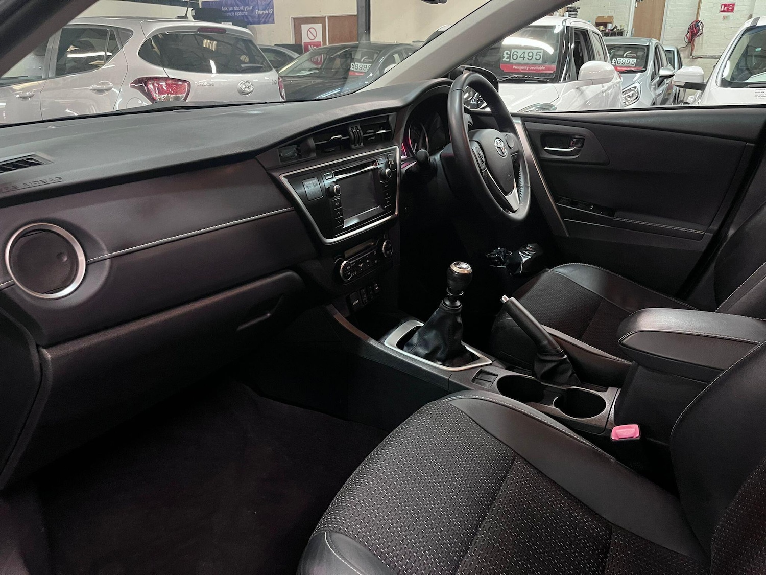 Used Toyota Auris 2013 for sale - 76175165: Photo 19