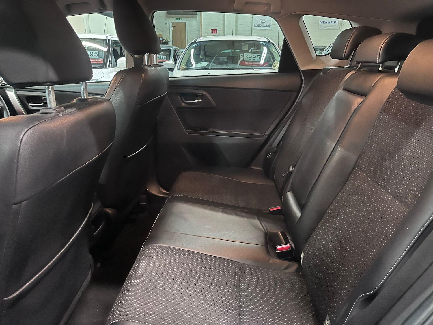 Used Toyota Auris 2013 for sale - 76175165: Photo 24