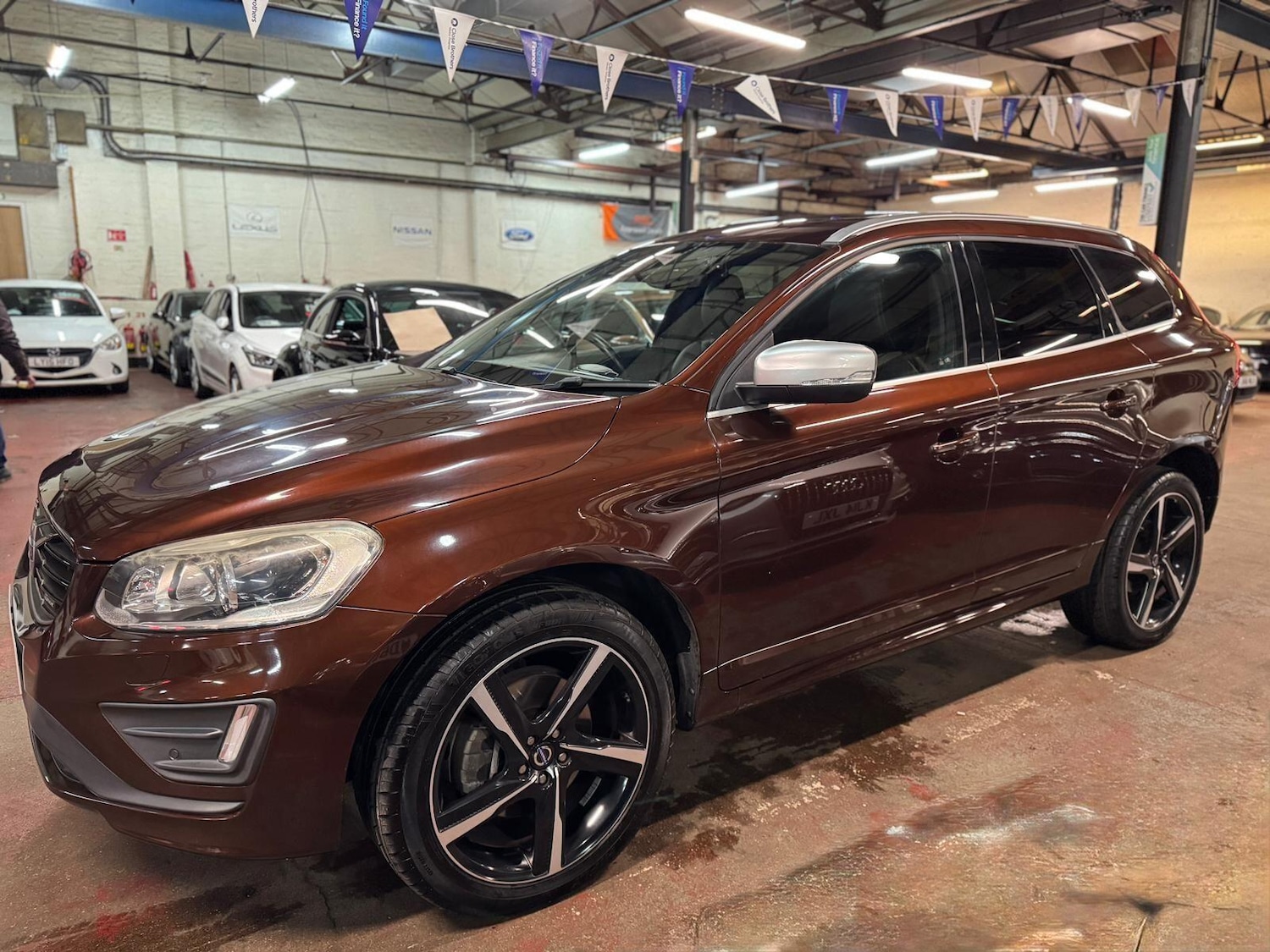 Used Volvo XC60 for sale - 76688527: Photo 3