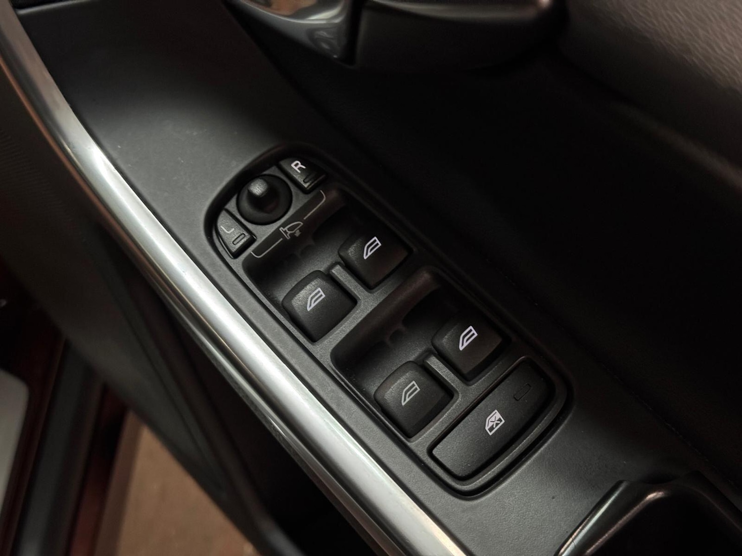 Used Volvo XC60 for sale - 76688527: Photo 43