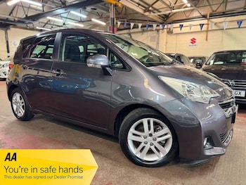 Used Toyota Verso 2011 for sale - 79553584: Photo