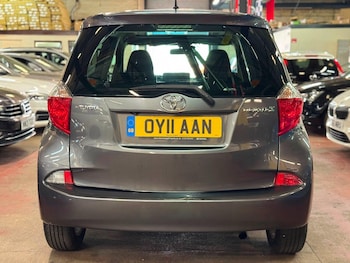 Used Toyota Verso 2011 for sale - 79553584: Photo