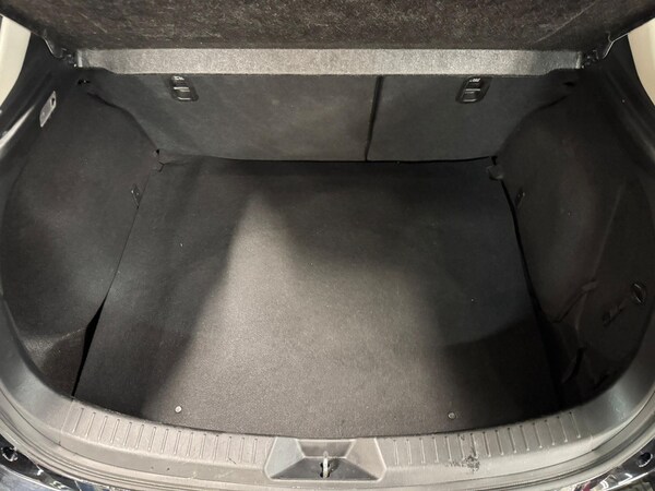 Used Mazda Mazda3 2016 for sale - 75657209: Photo 16