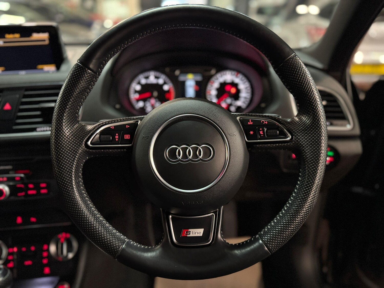 Used Audi Q3 for sale - 76485103: Photo 38