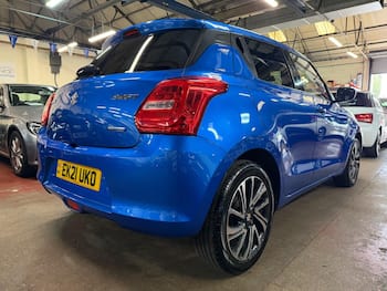 Used Suzuki Swift 2021 for sale - 79670169: Photo