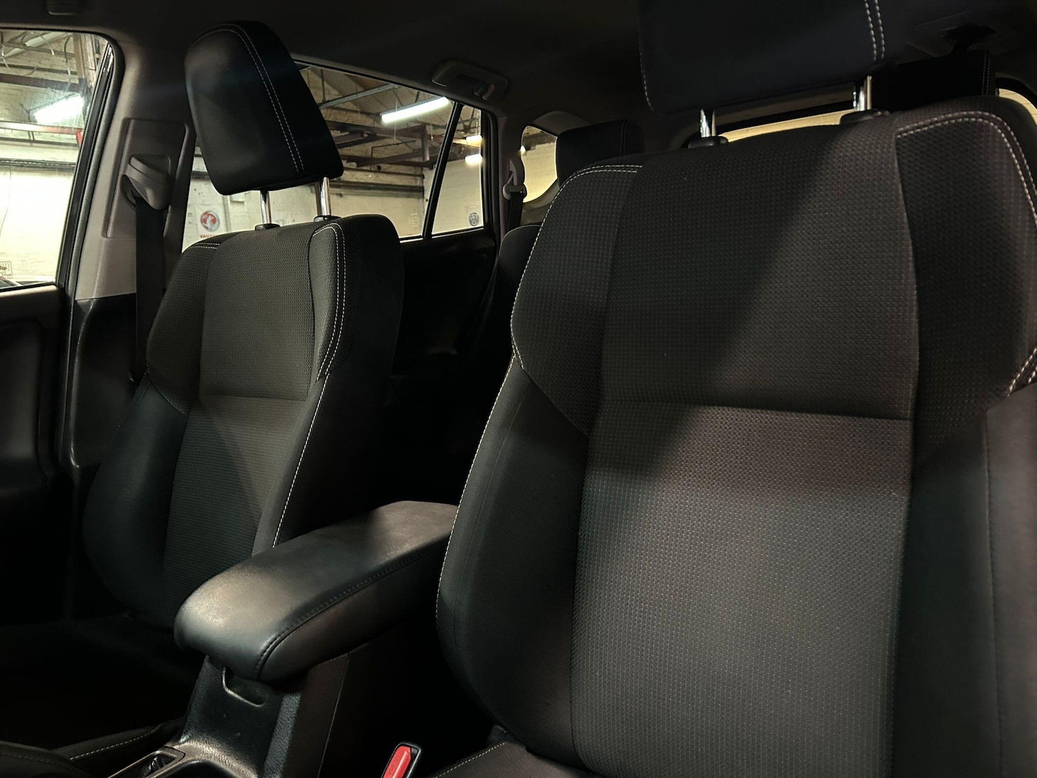 Used Toyota RAV4 2016 for sale - 77794207: Photo 15