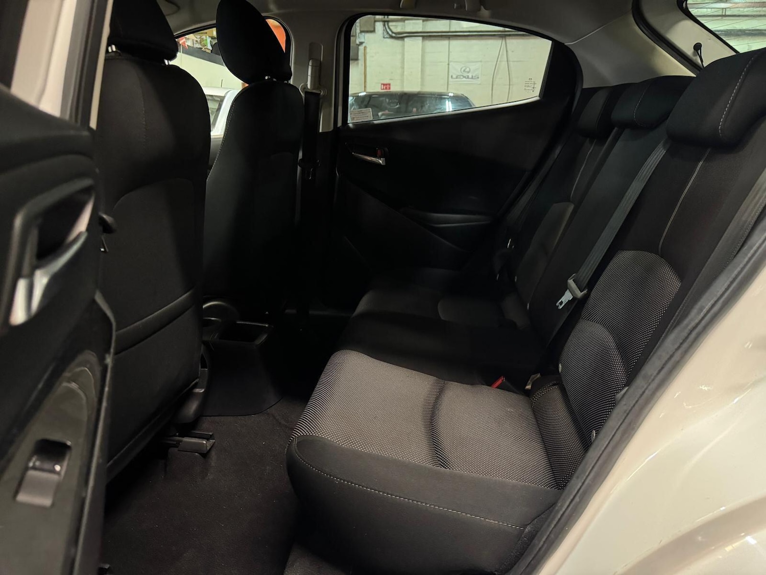 Used Mazda Mazda2 2017 for sale - 77752941: Photo 25