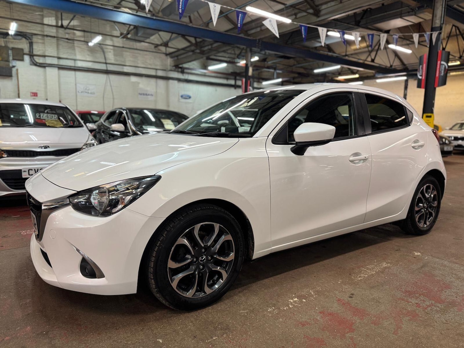 Used Mazda Mazda2 2017 for sale - 77752941: Photo 3