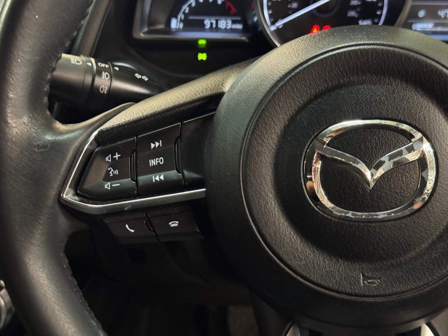 Used Mazda Mazda2 2017 for sale - 77752941: Photo 33