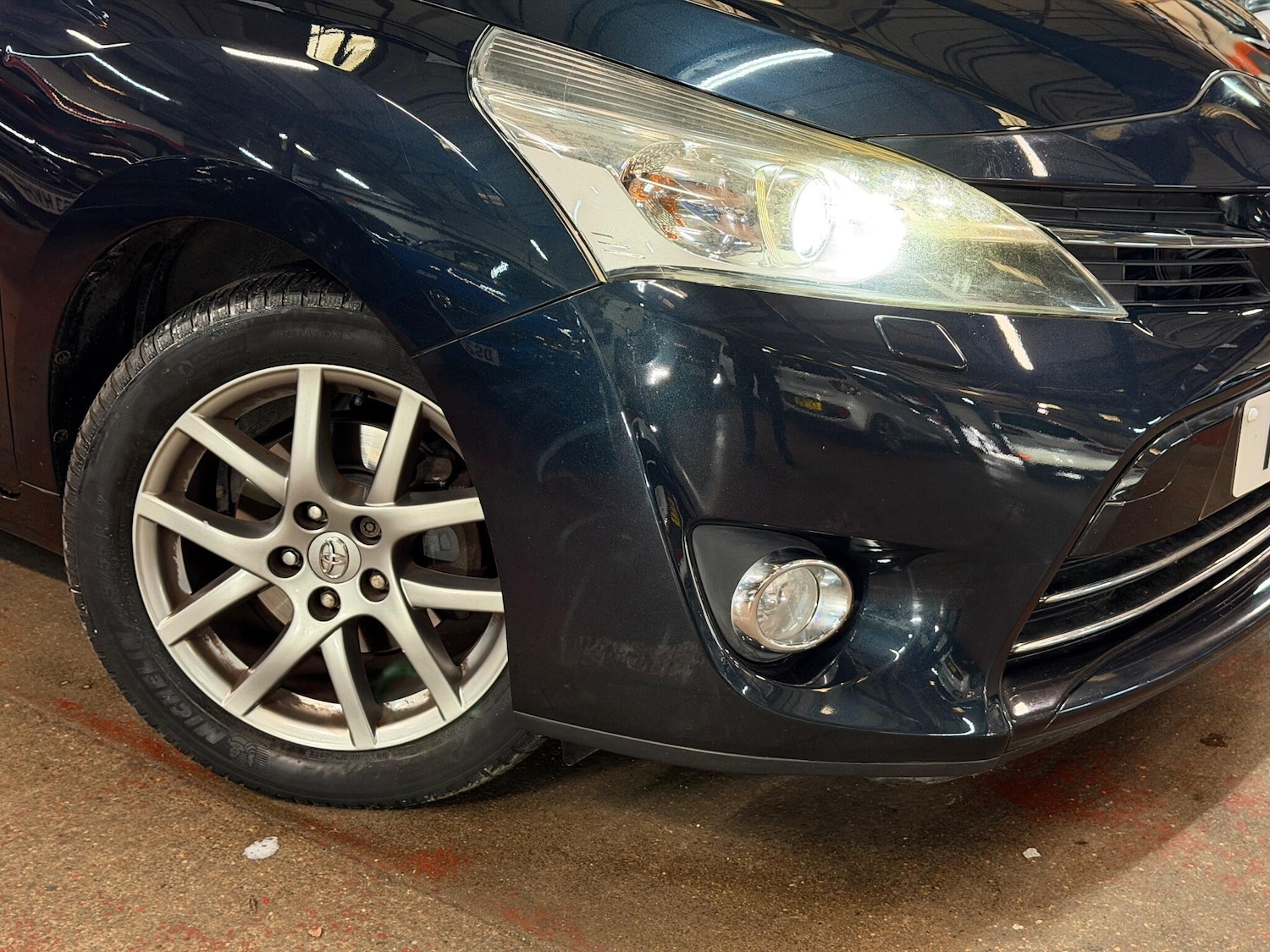 Used Toyota Verso 2014 for sale - 76472328: Photo 10