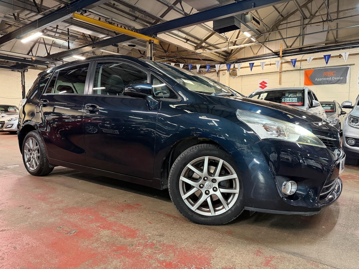 Used Toyota Verso 2014 for sale - 76472328: Photo 11