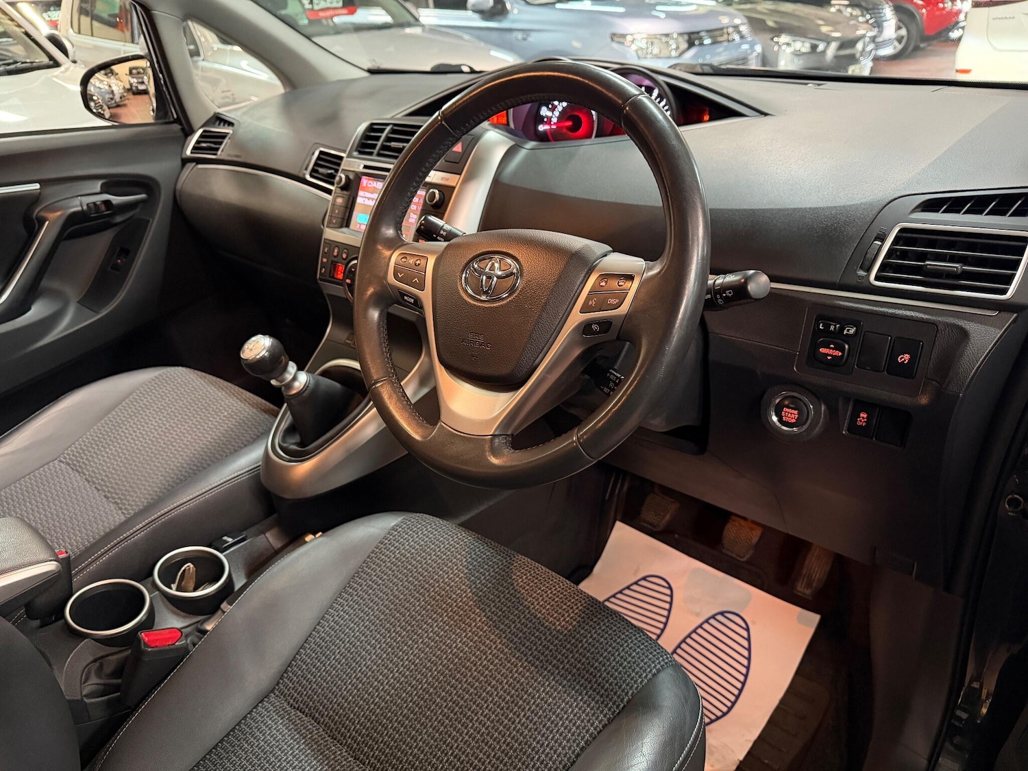 Used Toyota Verso 2014 for sale - 76472328: Photo 12