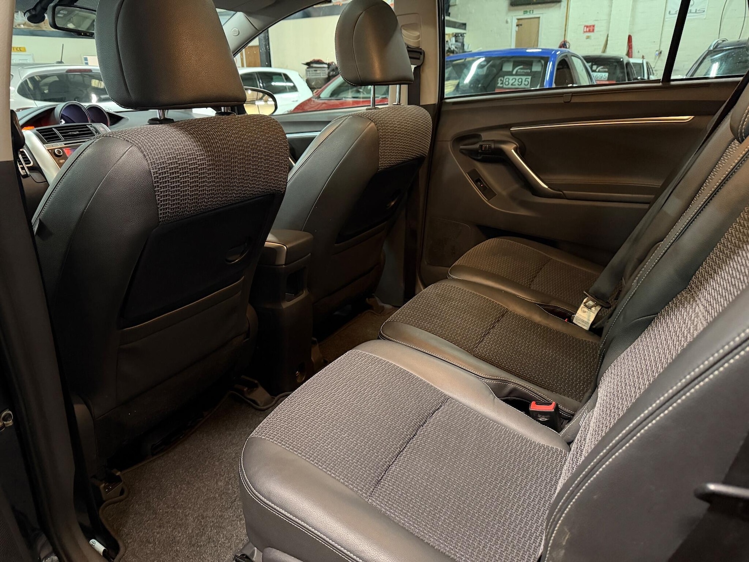 Used Toyota Verso 2014 for sale - 76472328: Photo 28