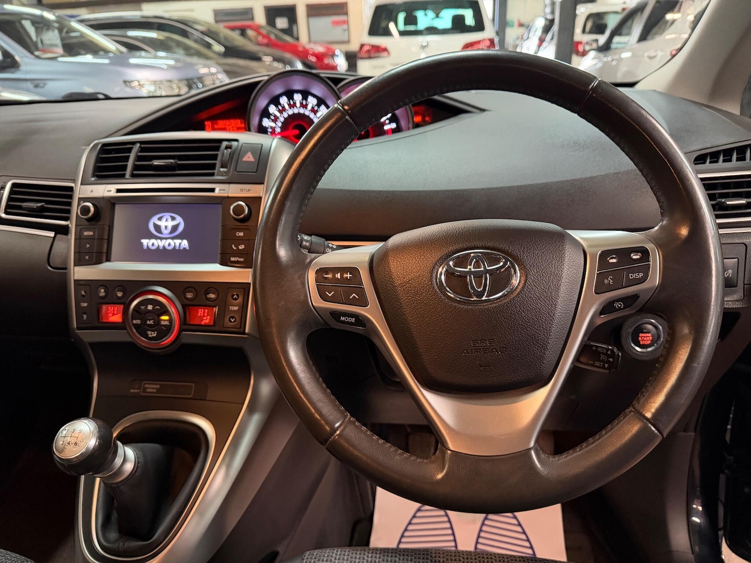 Used Toyota Verso 2014 for sale - 76472328: Photo 31