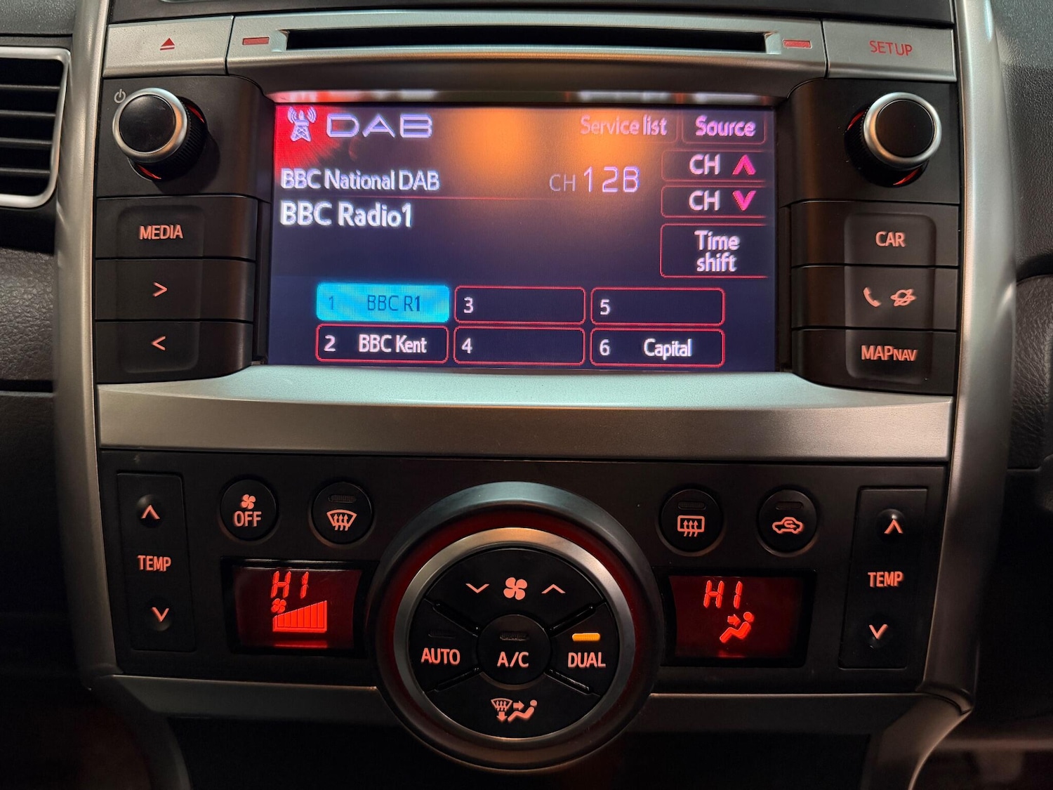 Used Toyota Verso 2014 for sale - 76472328: Photo 35