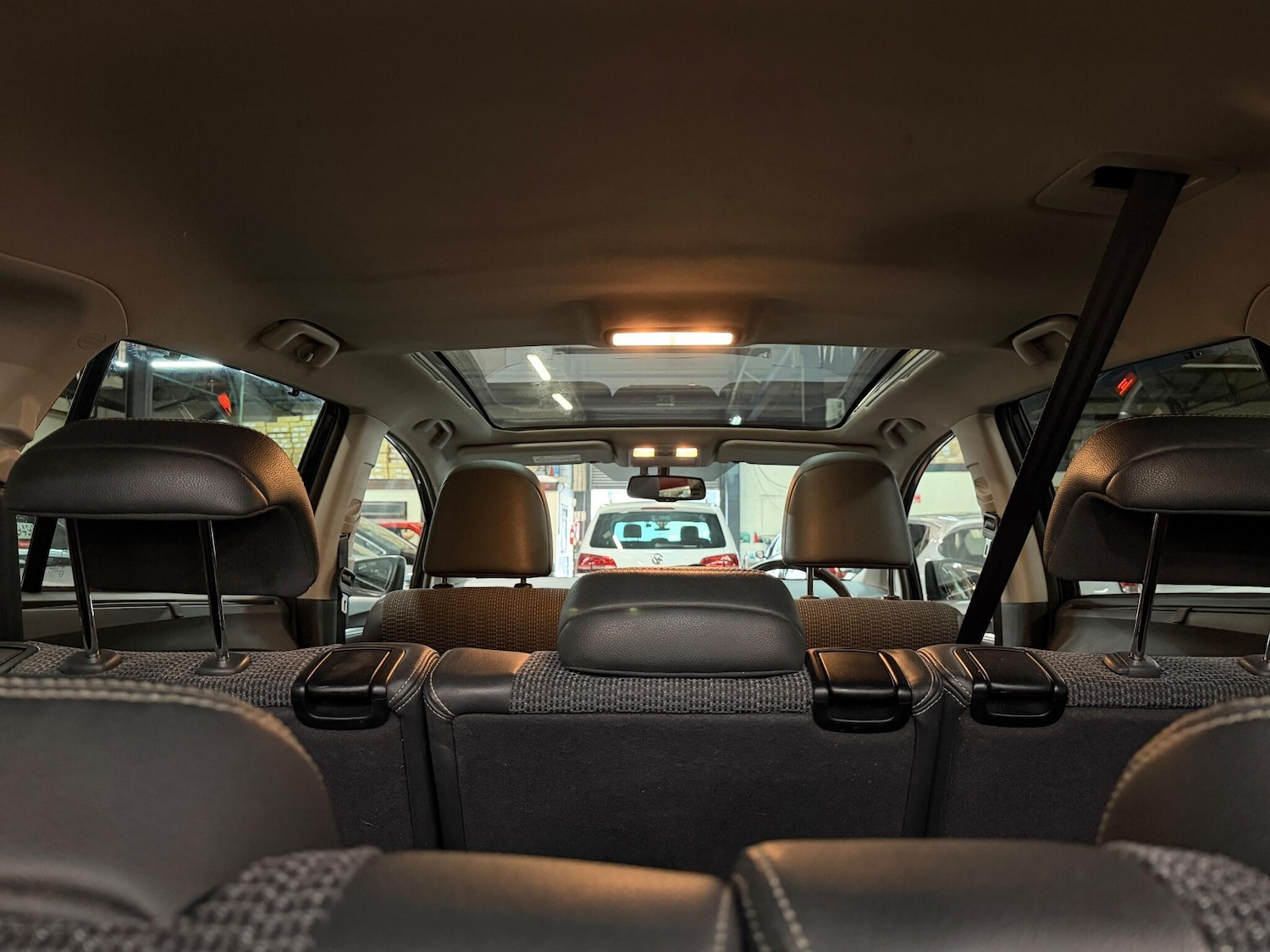 Used Toyota Verso 2014 for sale - 76472328: Photo 42