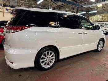 Used Toyota Estima 2012 for sale - 75941757: Photo