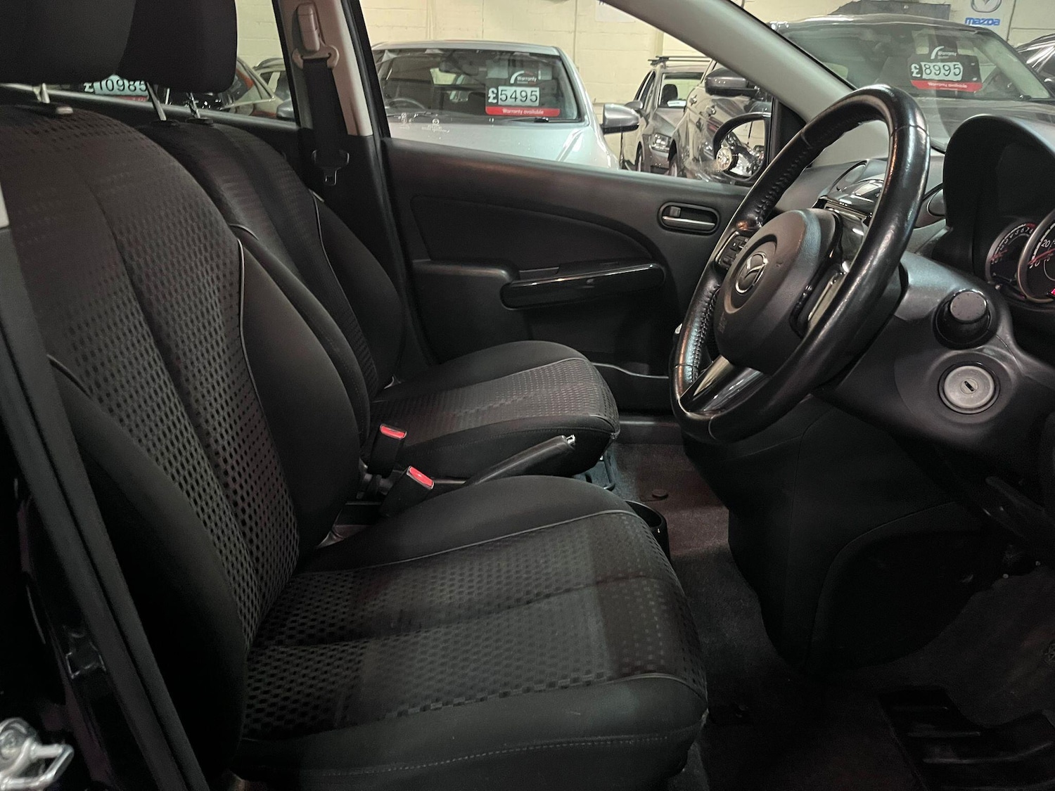 Used Mazda Mazda2 2014 for sale - 76226554: Photo 16