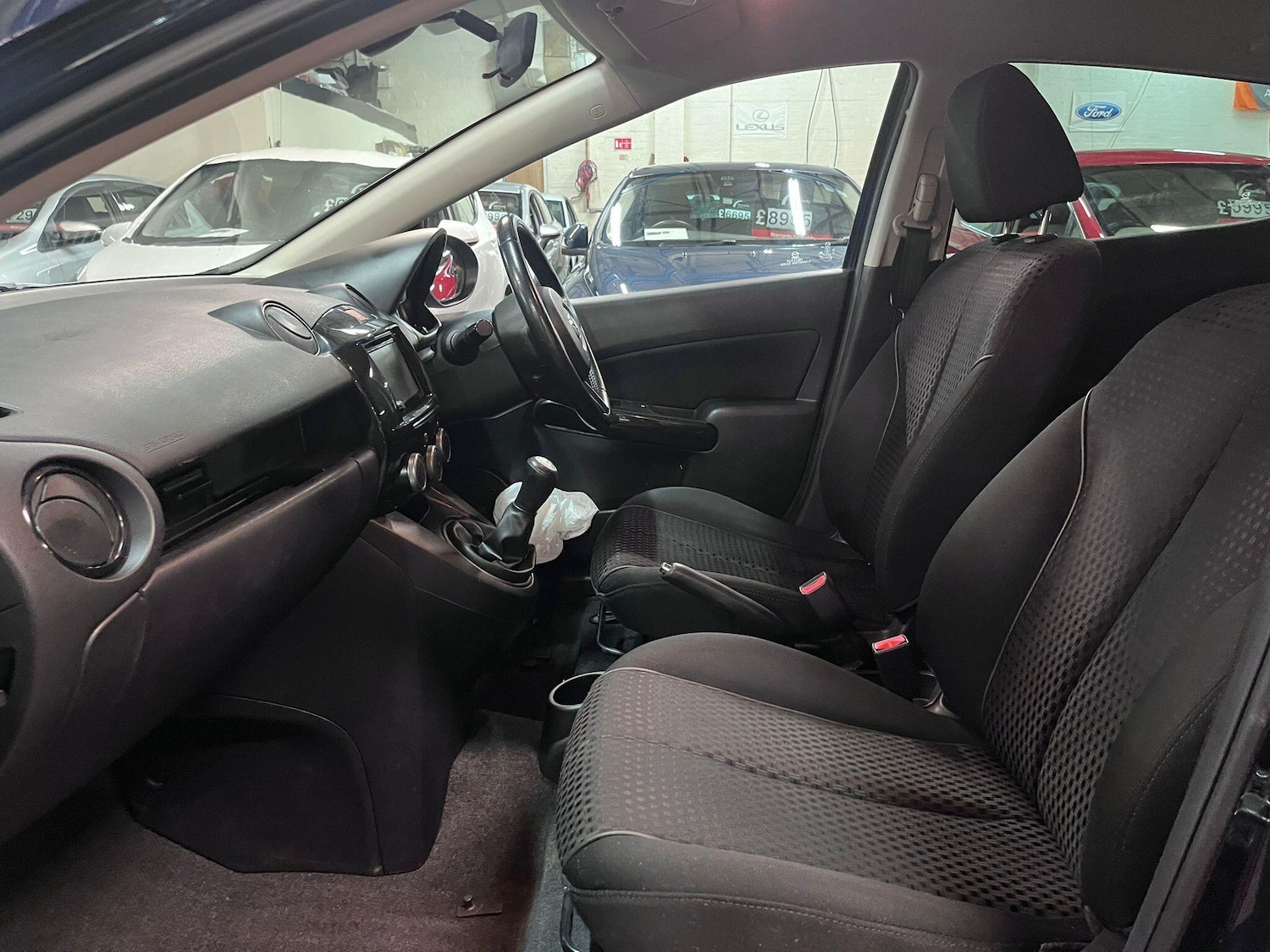 Used Mazda Mazda2 2014 for sale - 76226554: Photo 19