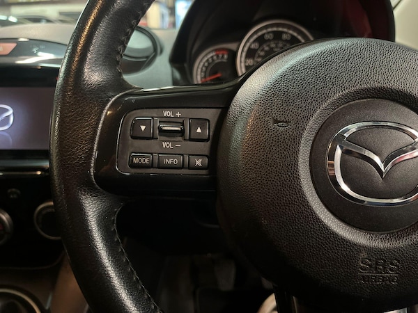 Used Mazda Mazda2 2014 for sale - 76226554: Photo 32