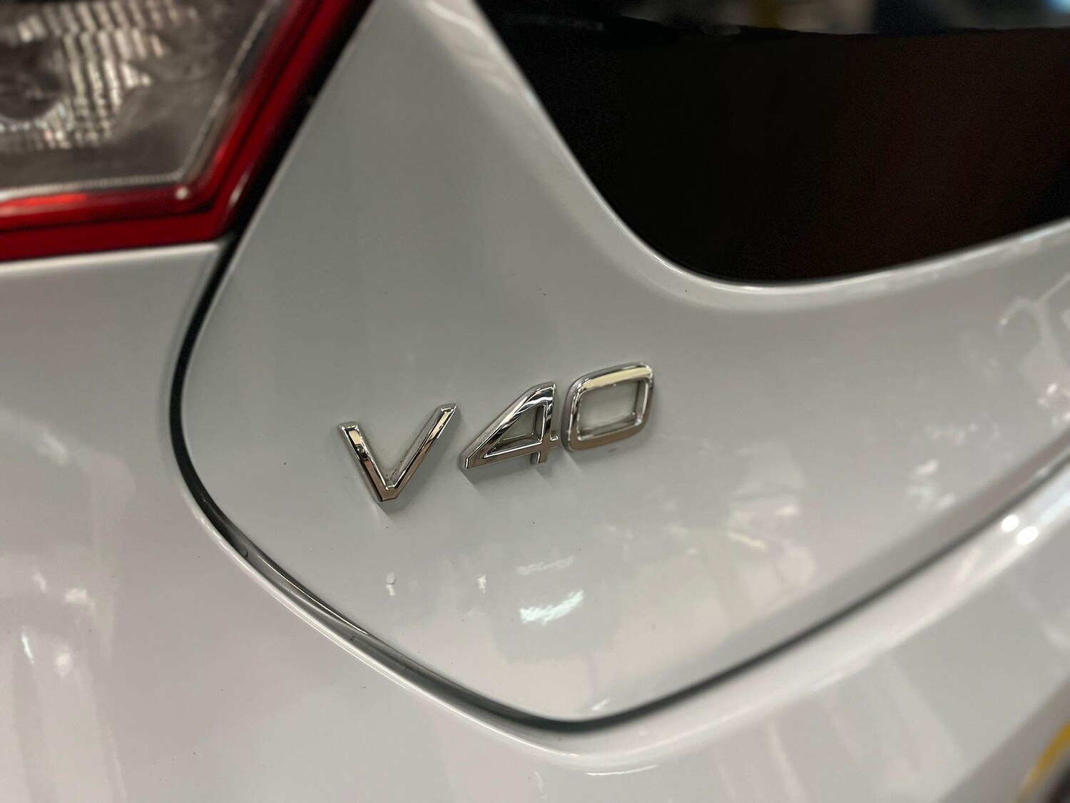 Used Volvo V40 2014 for sale - 77478699: Photo 10