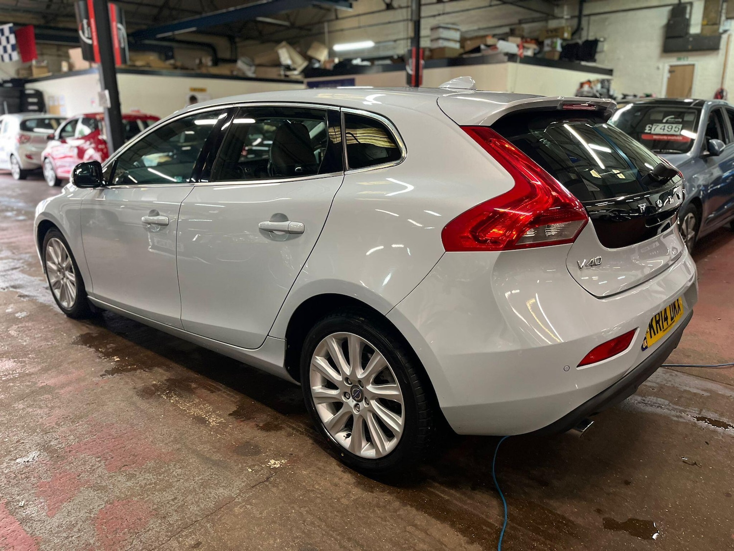 Used Volvo V40 2014 for sale - 77478699: Photo 4