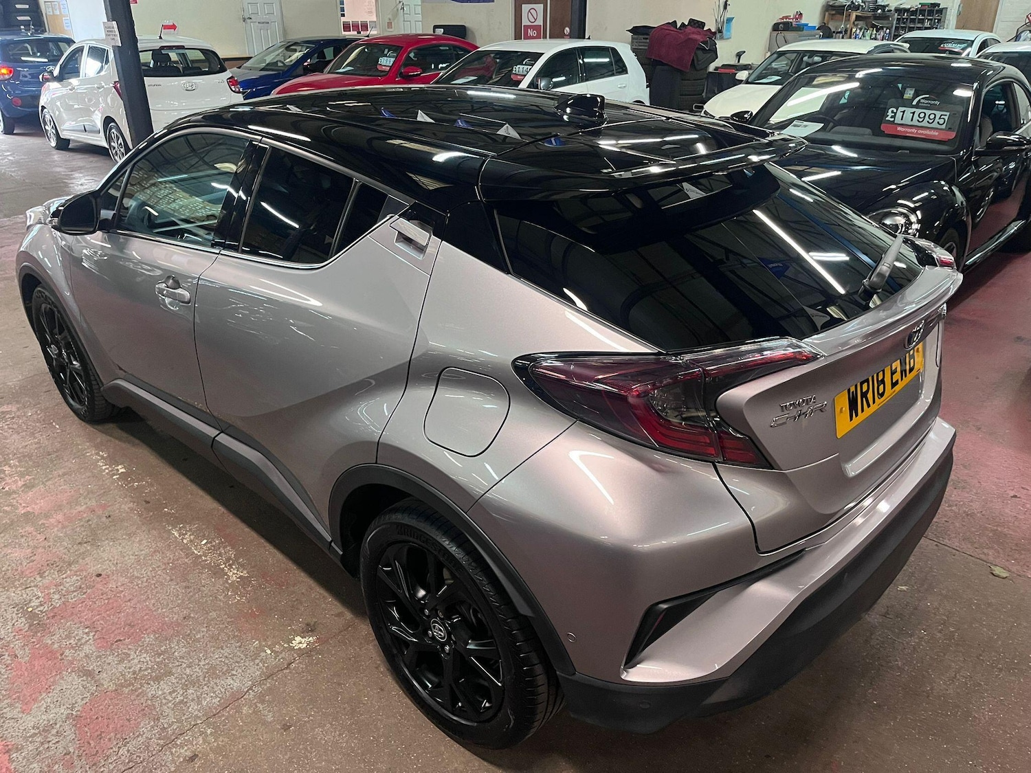 Used Toyota C-HR for sale - 76727886: Photo 12
