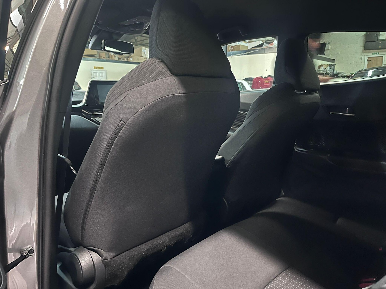 Used Toyota C-HR for sale - 76727886: Photo 29