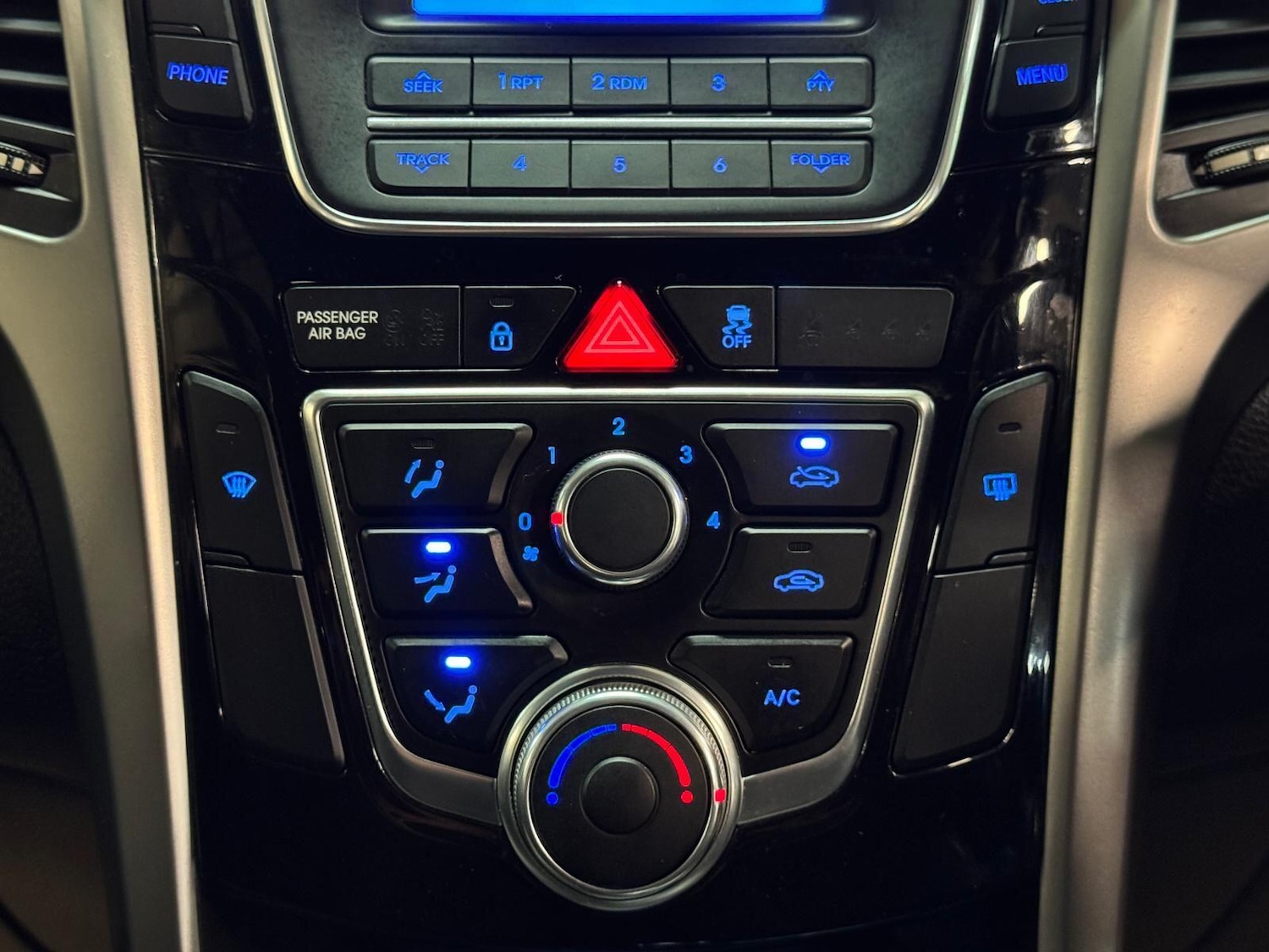 Used Hyundai i30 2013 for sale - 76282985: Photo 38