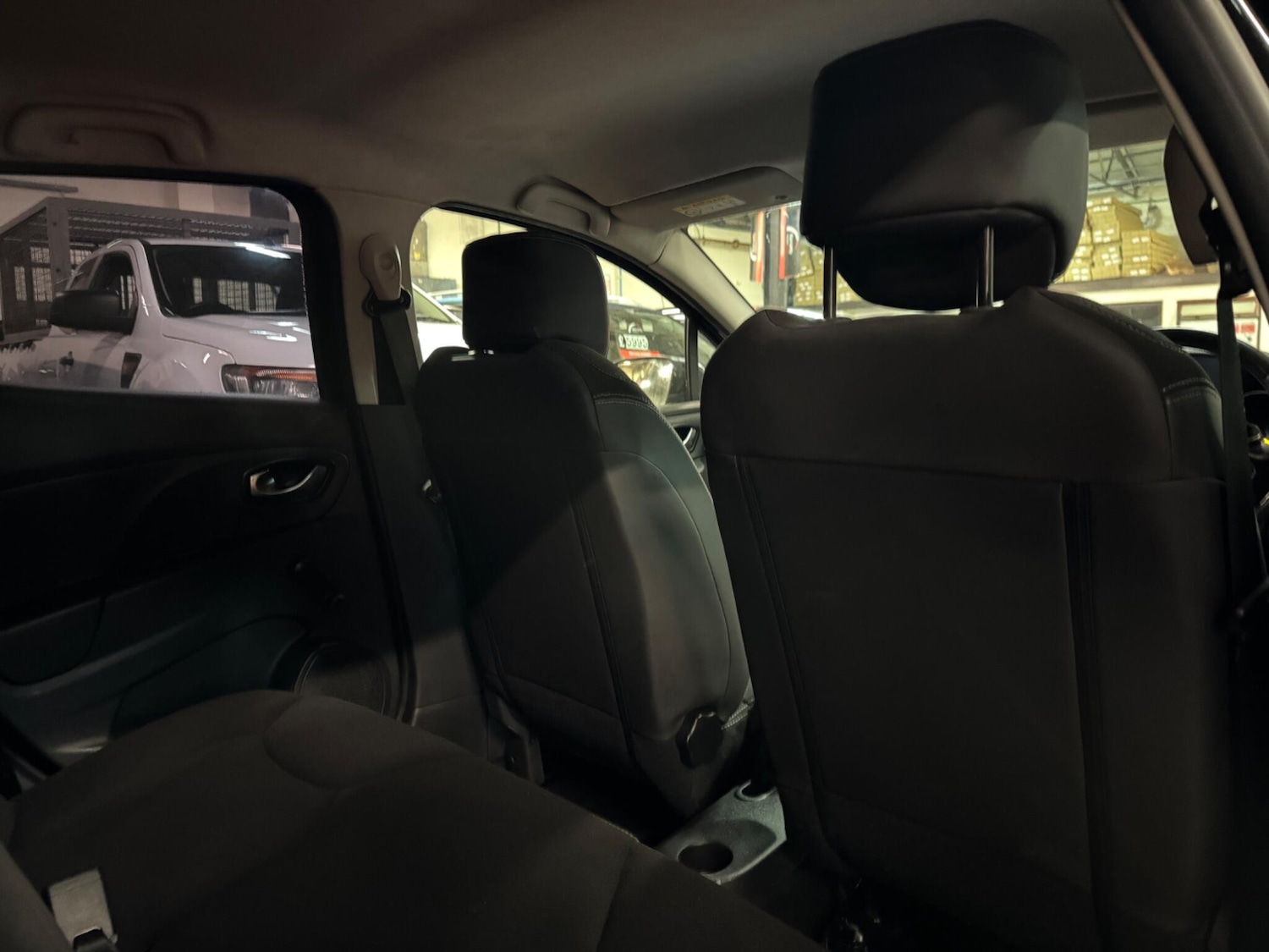 Used Renault Clio 2016 for sale - 77144016: Photo 25