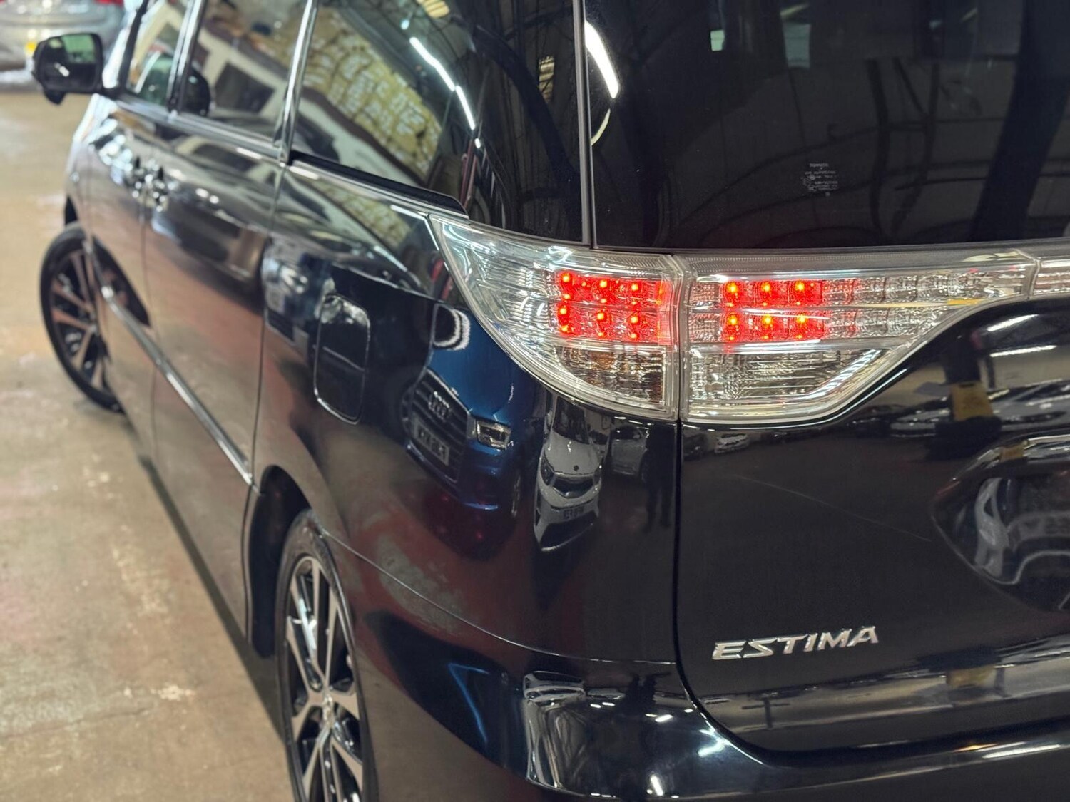 Used Toyota Estima 2026 for sale - 77992925: Photo 12