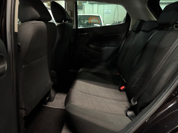 Used Mazda Mazda2 2013 for sale - 76042305: Photo 24