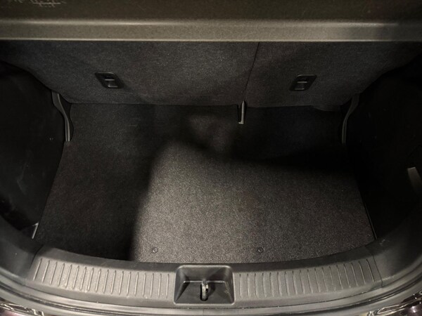Used Mazda Mazda2 2013 for sale - 76042305: Photo 38