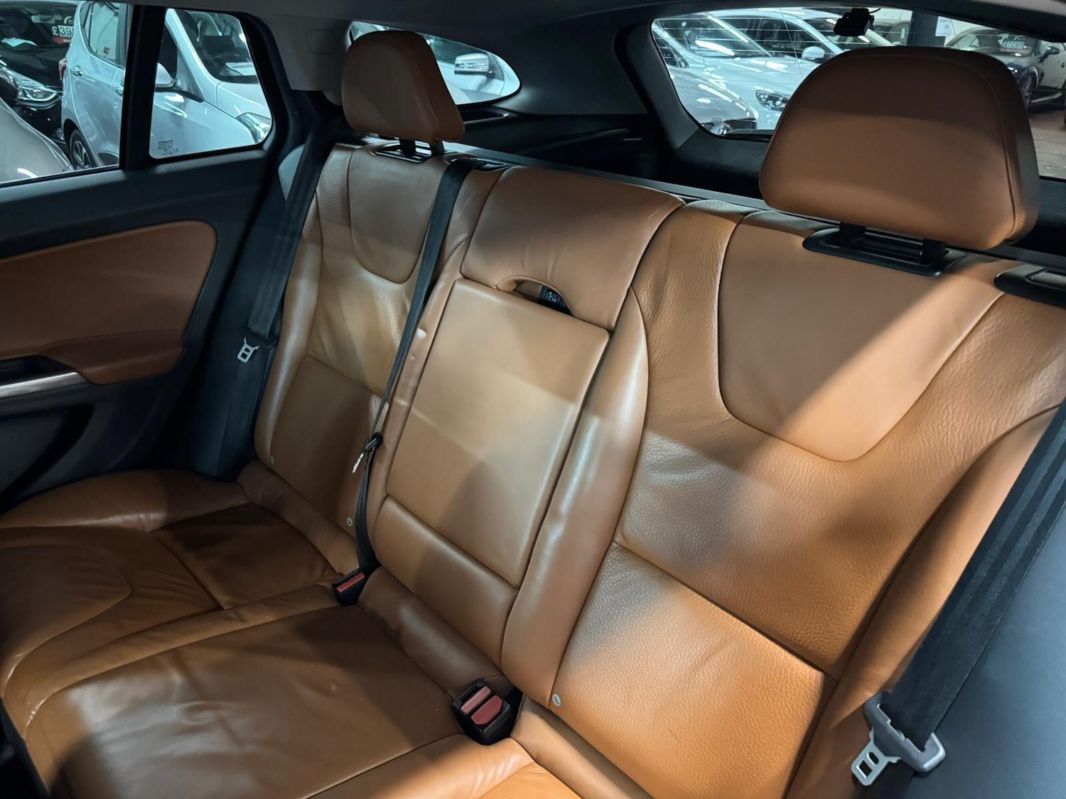 Used Volvo V60 for sale - 77175701: Photo 28