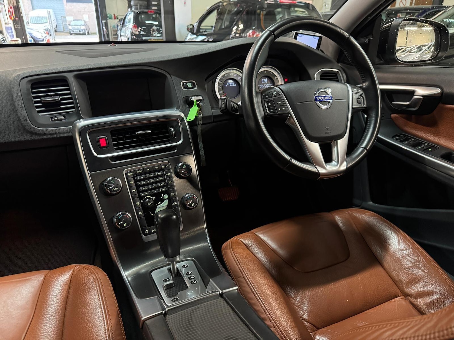 Used Volvo V60 for sale - 77175701: Photo 34