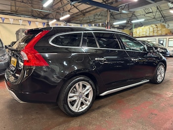 Used Volvo V60 2011 for sale - 77175701: Photo