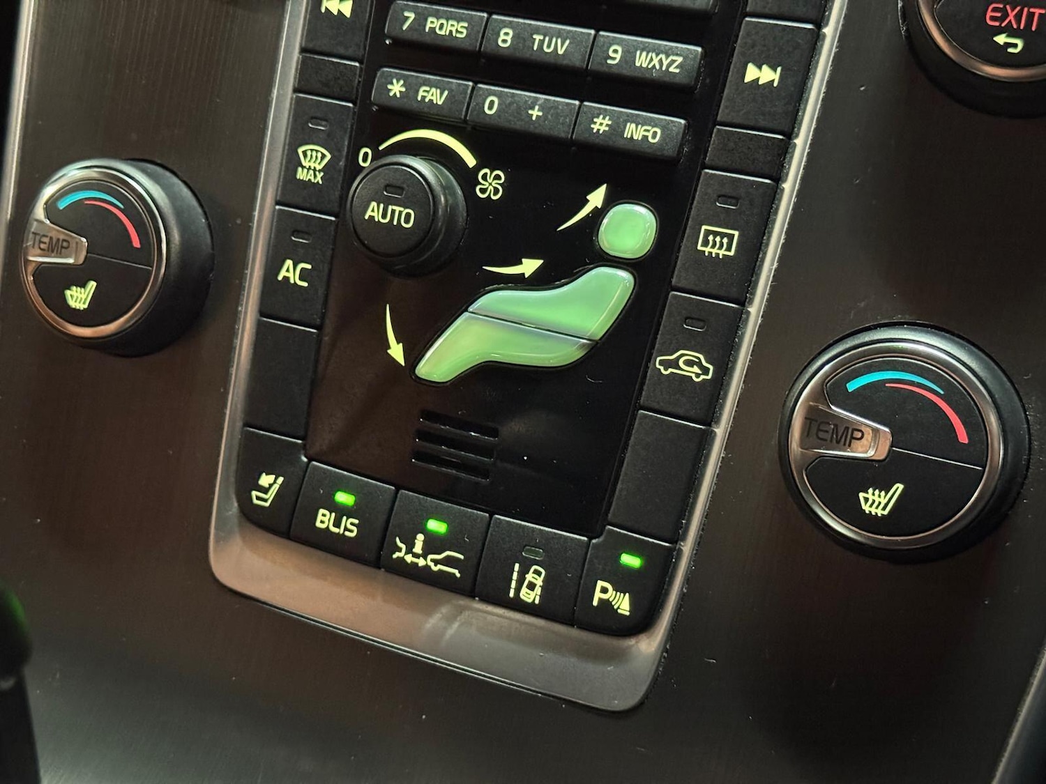 Used Volvo V60 for sale - 77175701: Photo 51