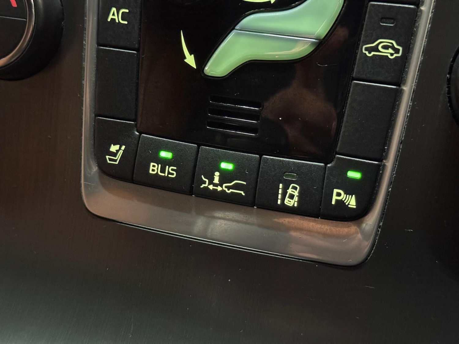 Used Volvo V60 for sale - 77175701: Photo 52