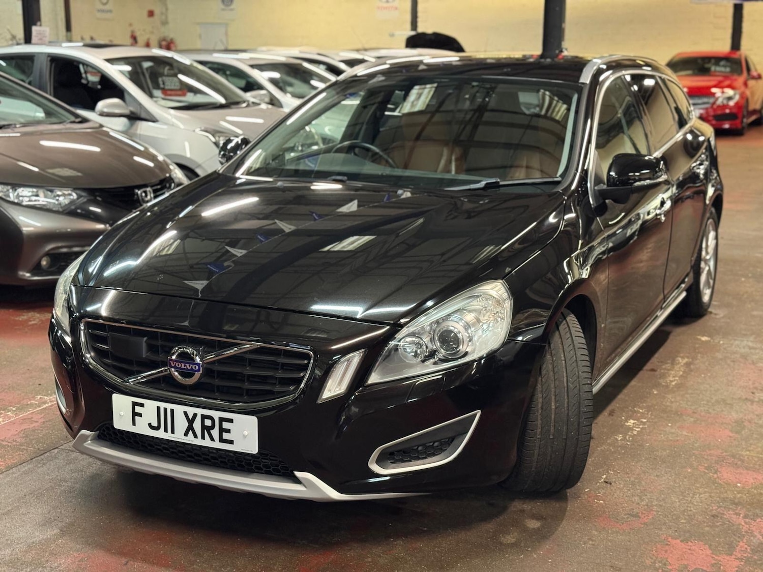 Used Volvo V60 for sale - 77175701: Photo 7