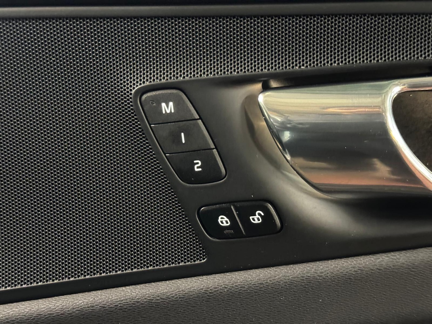 Used Volvo XC60 for sale - 78101155: Photo 45